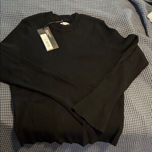 Black Ribbed Crewneck Top - Classic Everyday Knit